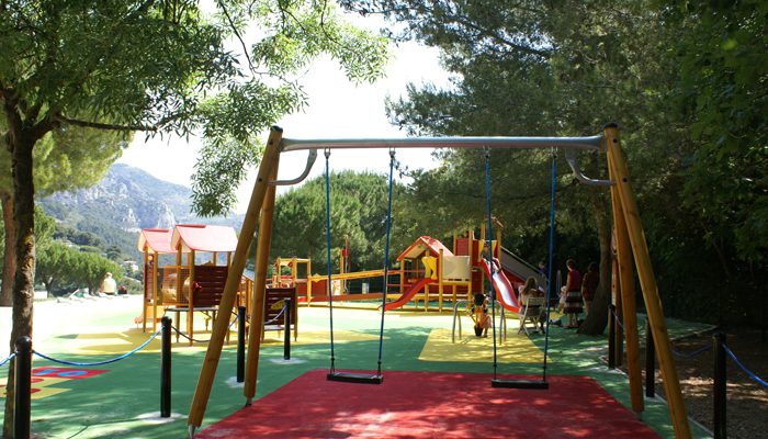 Jeux-denfants-au-Devens-700x400